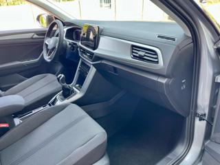 VOLKSWAGEN T-Roc usata, con Controllo automatico clima