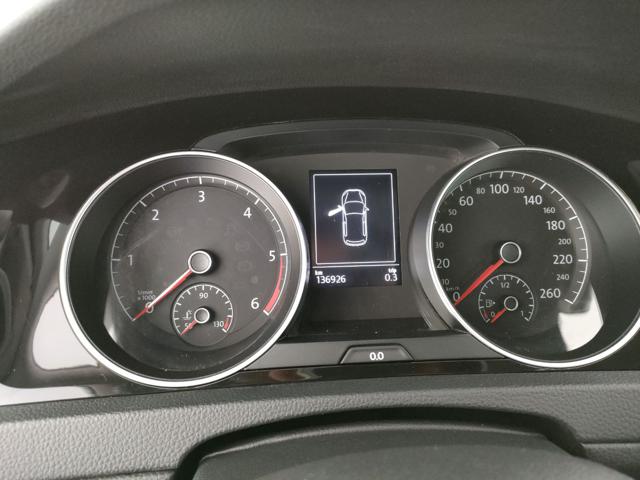 VOLKSWAGEN Golf usata, con Bracciolo