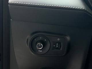 MG ZS usata, con Fari LED