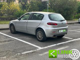 ALFA ROMEO 147 usata, con Sedile posteriore sdoppiato