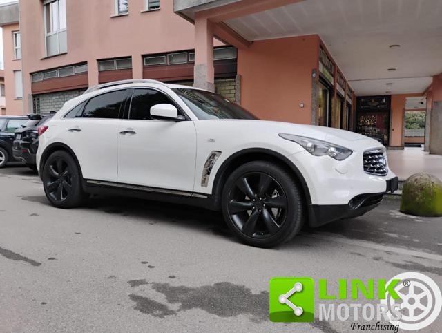 INFINITI FX30 usata, con Autoradio
