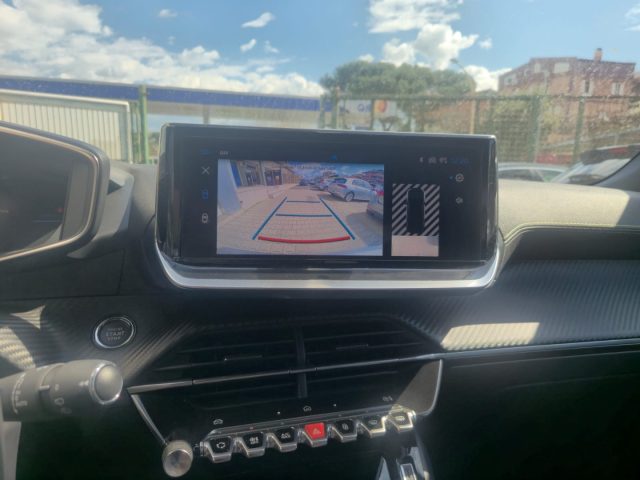 PEUGEOT 2008 usata, con Cruise Control