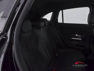 MERCEDES-BENZ GLA 200 usata 10