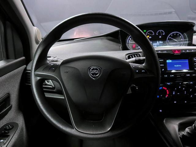 LANCIA Ypsilon usata, con Servosterzo