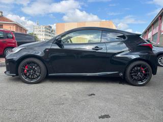 TOYOTA Yaris usata, con Autoradio