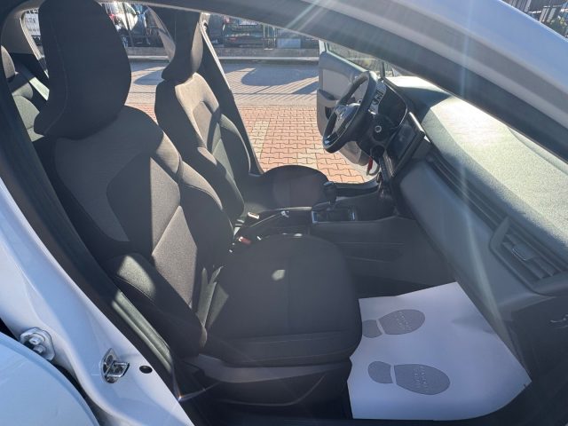 RENAULT Clio usata, con Sedile posteriore sdoppiato