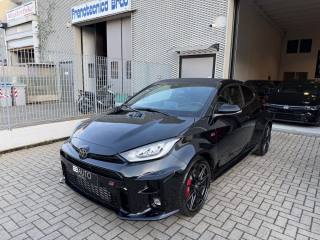 TOYOTA Yaris usata, con Airbag