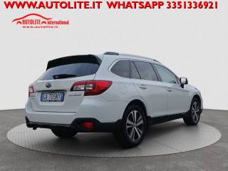 SUBARU OUTBACK usata, con Autoradio