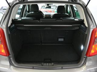 MERCEDES-BENZ A 180 usata, con Controllo trazione