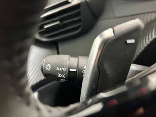 PEUGEOT 2008 usata, con Park Distance Control