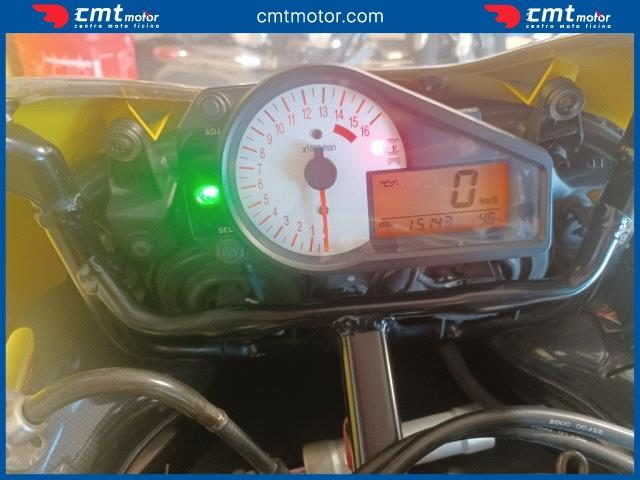 SUZUKI GSX R 750 usata 4