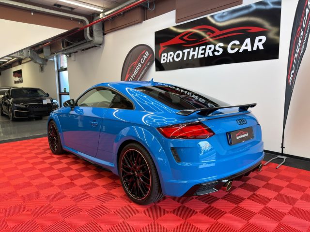 AUDI TT usata, con Autoradio