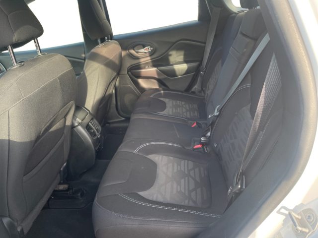 JEEP Cherokee usata, con Fendinebbia