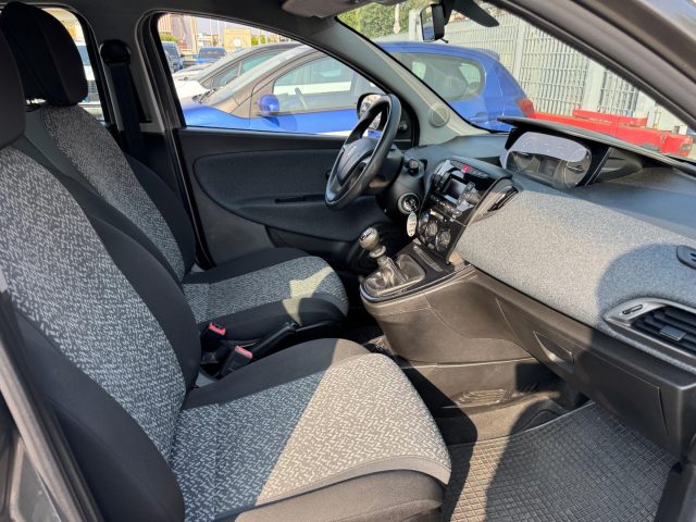 LANCIA Ypsilon usata, con Cronologia tagliandi