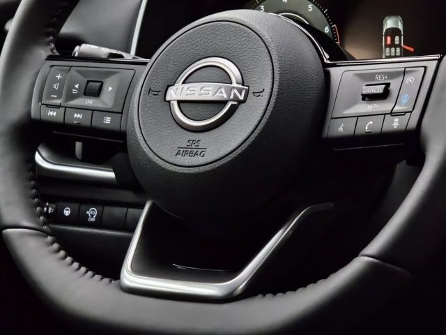 NISSAN Qashqai usata, con Sedili riscaldati