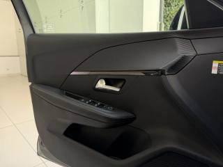 PEUGEOT 208 usata, con Luci diurne