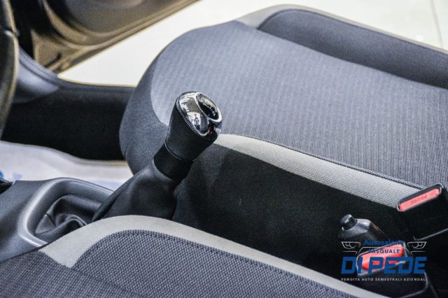 TOYOTA Aygo usata, con Isofix