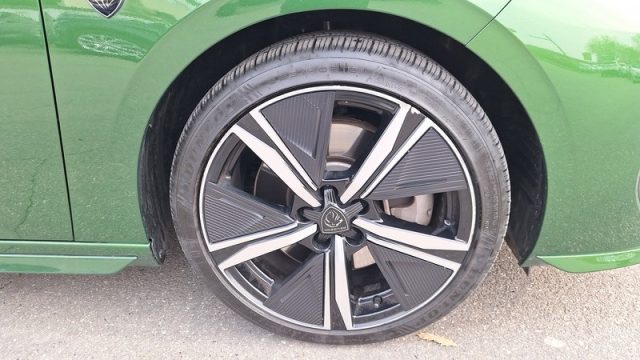 PEUGEOT 308 usata, con Autoradio