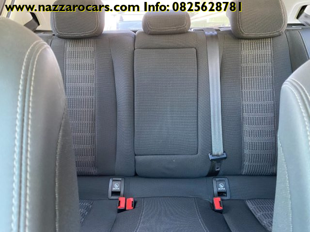 PEUGEOT 308 usata, con Sensori di parcheggio posteriori