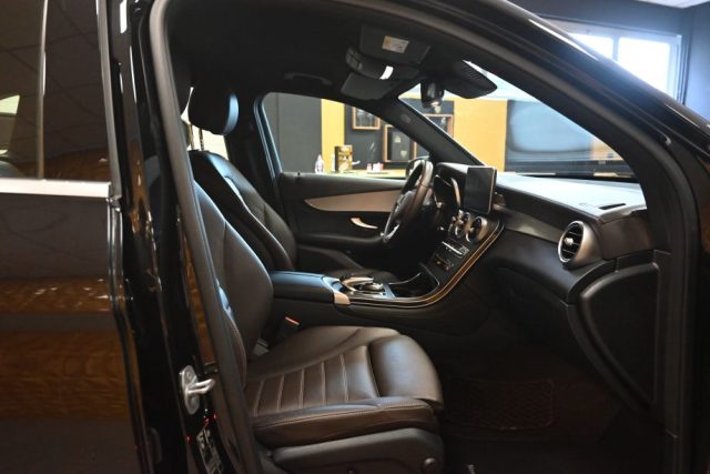 MERCEDES-BENZ GLC 220 usata 9