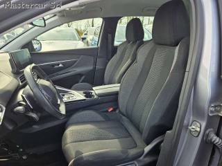 PEUGEOT 3008 usata, con Volante in pelle