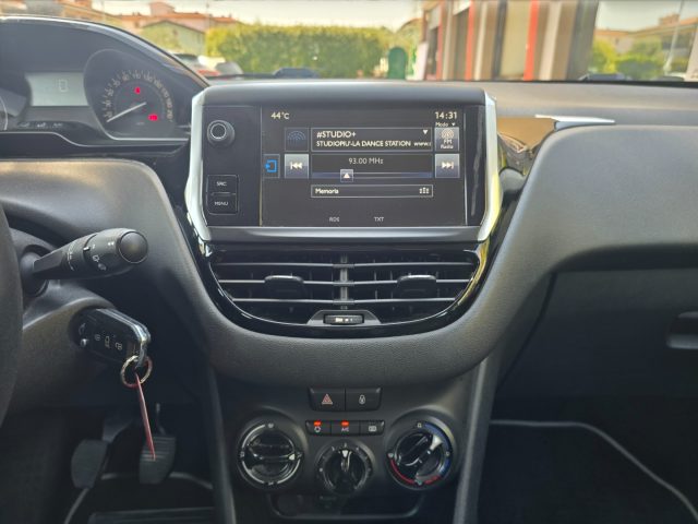PEUGEOT 208 usata, con Fari LED