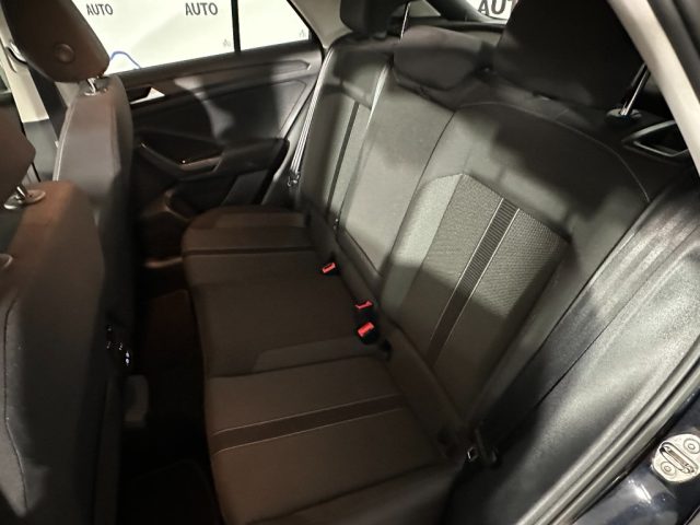 VOLKSWAGEN T-Roc usata, con Climatizzatore