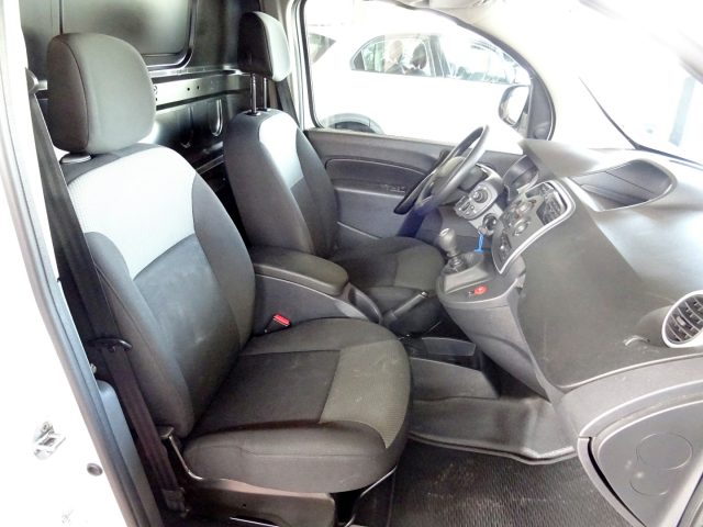 RENAULT Kangoo usata, con Specchietti laterali elettrici