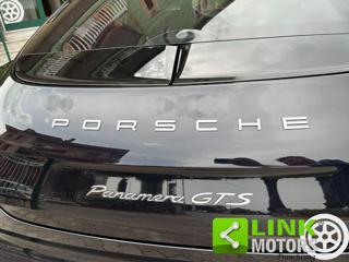 PORSCHE Panamera usata, con Servosterzo