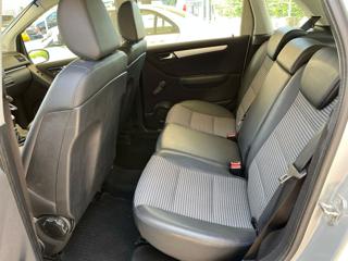MERCEDES-BENZ B 180 usata, con Chiusura centralizzata