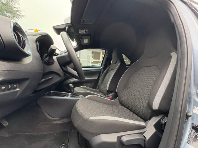 TOYOTA Aygo X usata, con ESP