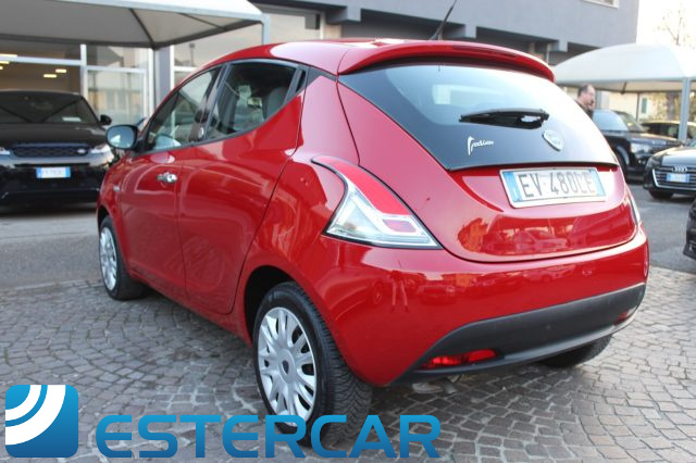 LANCIA Ypsilon usata, con Controllo trazione