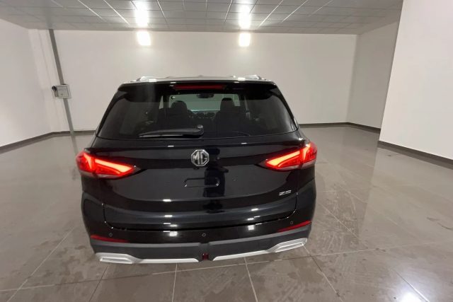 MG ZS usata, con Autoradio