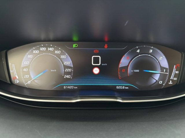 PEUGEOT 3008 usata, con Controllo elettronico della corsia