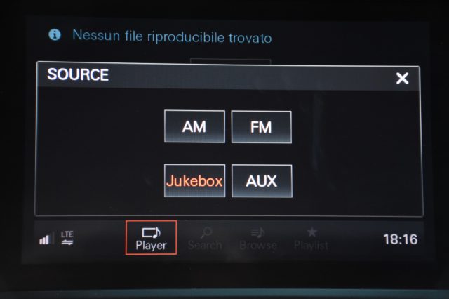 PORSCHE Macan usata, con MP3