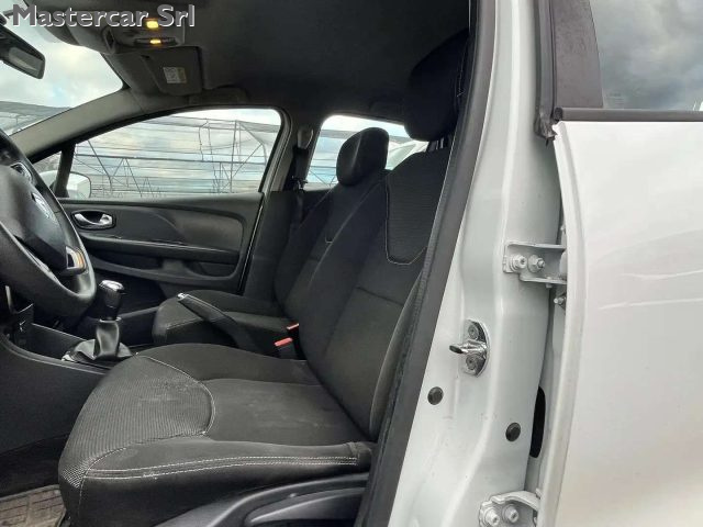 RENAULT Clio usata 12