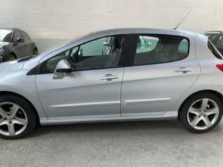 PEUGEOT 308 usata, con Airbag