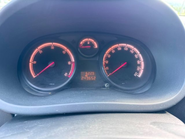 OPEL Corsa usata 10