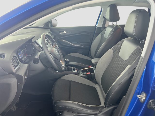 OPEL Grandland usata 8