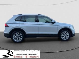 VOLKSWAGEN Tiguan usata, con Autoradio