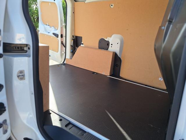 RENAULT Express usata, con Bluetooth