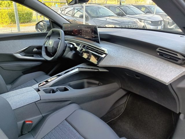 PEUGEOT 3008 usata, con Sistema di navigazione