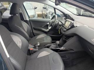PEUGEOT 2008 usata, con Sistema di navigazione