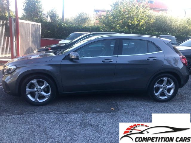 MERCEDES-BENZ GLA 180 usata, con Chiusura centralizzata