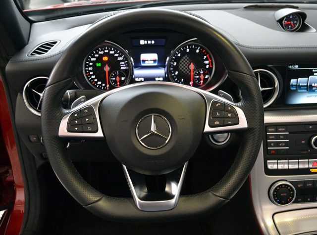 MERCEDES-BENZ SLC 300 usata, con Chiusura centralizzata