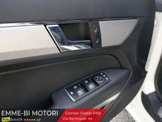 MERCEDES-BENZ E 220 usata, con Park Distance Control