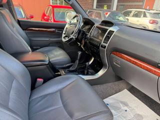 TOYOTA Land Cruiser usata, con Specchietti laterali elettrici