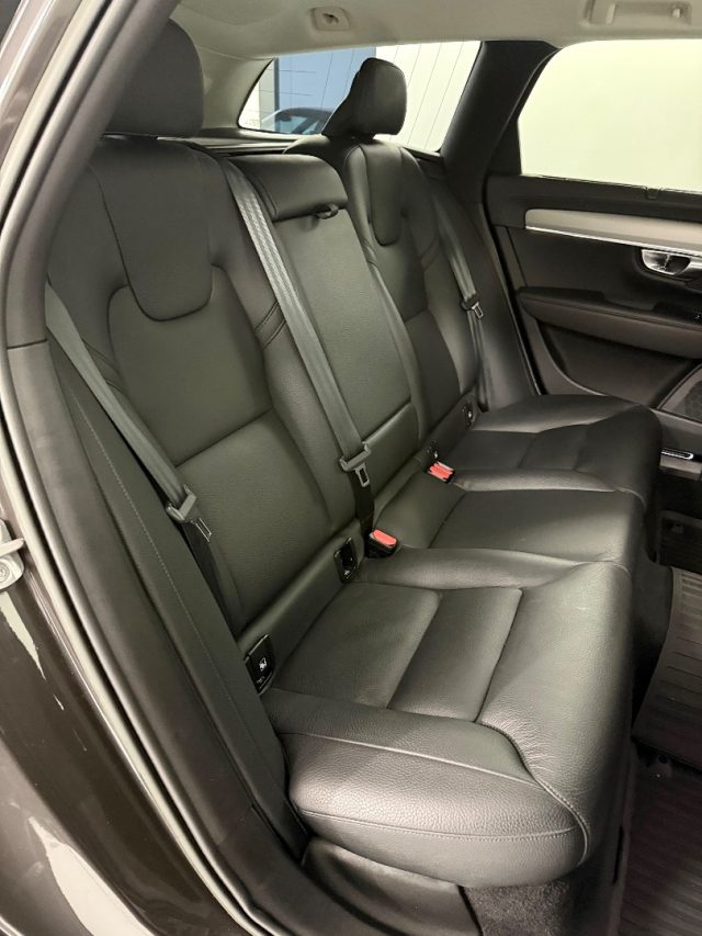 VOLVO V90 Cross Country usata, con ESP