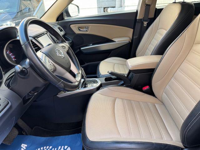 SSANGYONG Tivoli usata, con Autoradio