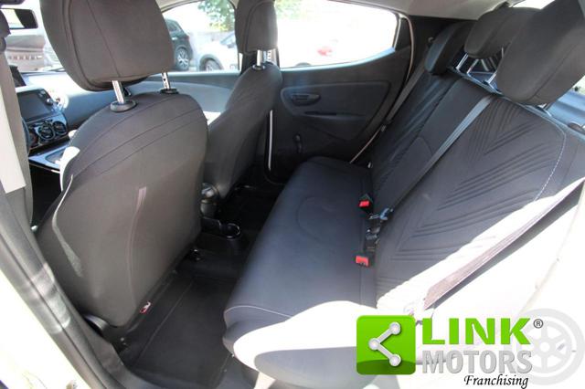 LANCIA Ypsilon usata, con ESP